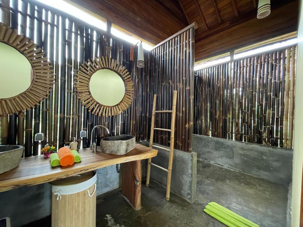 Marind Dive Eco Resort Waha Exterior foto